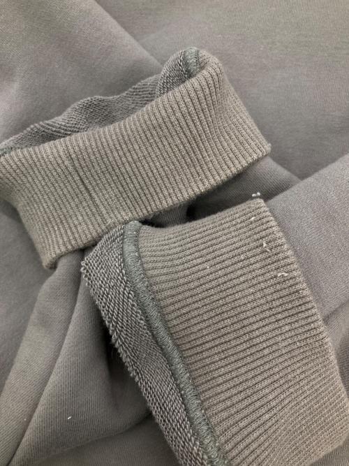 COGTHEBIGSMOKE（コグザビッグスモーク）COGTHEBIGSMOKE (コグザビッグスモーク) ELLISスウェットシャツ ベージュ サイズ:不明の古着・服飾アイテム