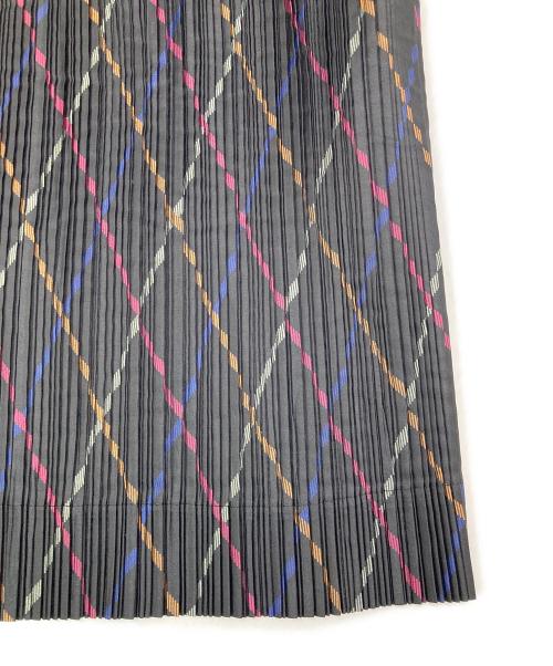 im product（アイムプロダクト）im product (アイムプロダクト) プリーツエプロンワンピース ブラック サイズ:下記参照　の古着・服飾アイテム