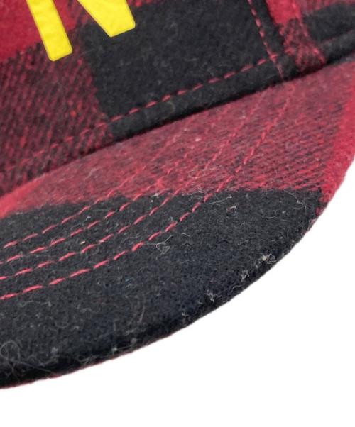 DSQUARED2（ディースクエアード）DSQUARED2 (ディースクエアード) ICONチェックキャップ ブラック×レッド サイズ:Freeの古着・服飾アイテム