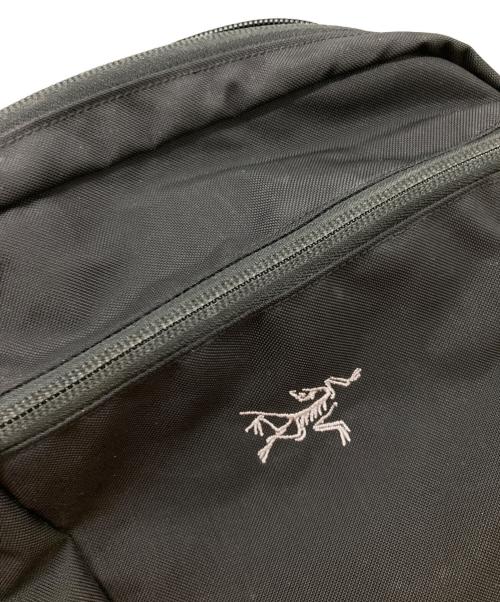 ARC'TERYX（アークテリクス）ARC'TERYX (アークテリクス) Slingblade 4 Shoulder Bag ブラックの古着・服飾アイテム