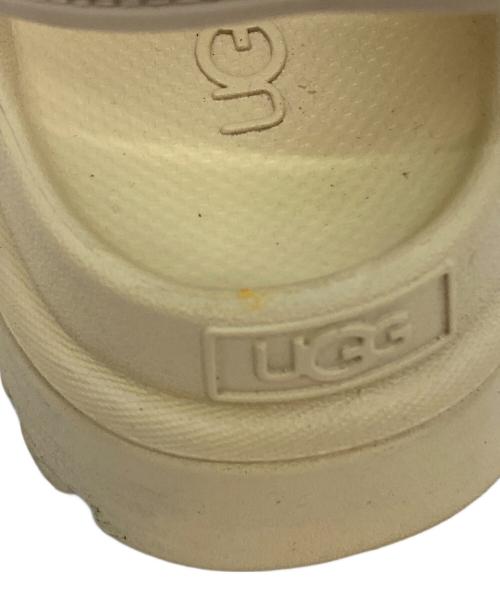 UGG（アグ）UGG (アグ) australia GOLDENGLOW サンダル ベージュ サイズ:USA 5の古着・服飾アイテム