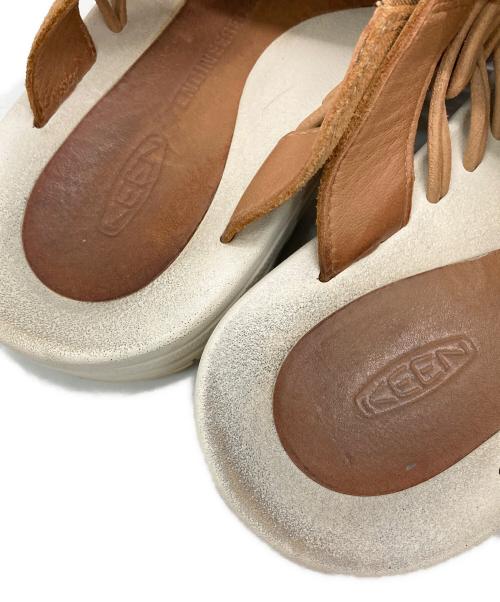 KEEN（キーン）KEEN (キーン) Engineered Garments (エンジニアードガーメンツ) UNEEK SLIDE PREMIUM LEATHER ブラウン サイズ:US7の古着・服飾アイテム