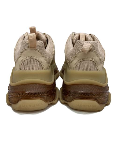 BALENCIAGA（バレンシアガ）BALENCIAGA (バレンシアガ) Triple S CLEAR SOLE ベージュ サイズ:38の古着・服飾アイテム
