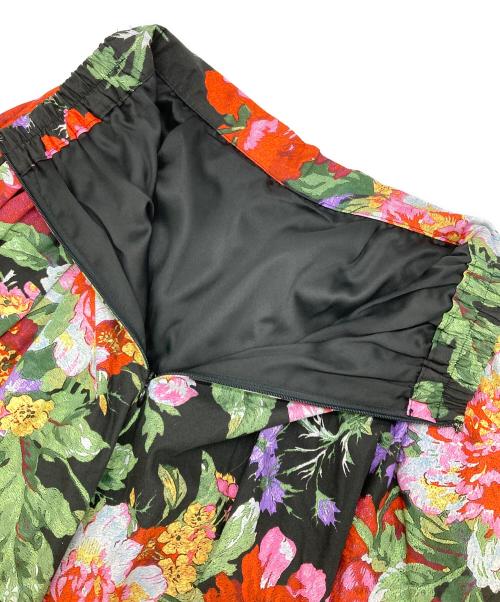 JENNE（ジェンヌ）JENNE (ジェンヌ) ヴィンテージ風 フラワーフレアスカート ブラック サイズ:Mの古着・服飾アイテム