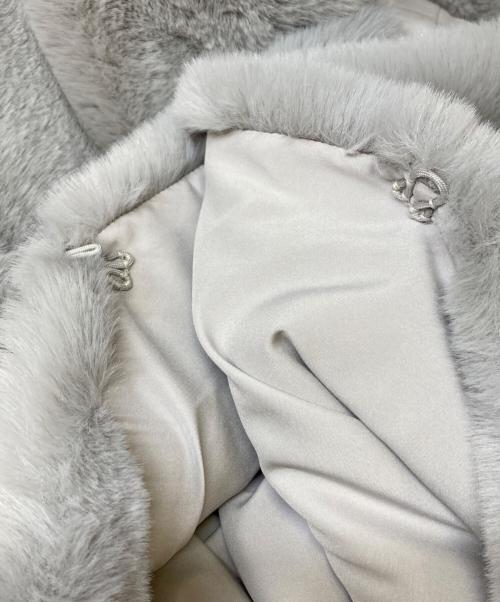 JENNE（ジェンヌ）JENNE (ジェンヌ) リッチボリュームファーケープ グレー サイズ:Freeの古着・服飾アイテム