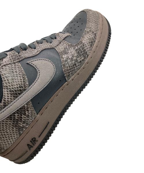 NIKE（ナイキ）NIKE (ナイキ) AIR FORCE 1 '07 LV8 ブラック×ブラウン サイズ:8.5の古着・服飾アイテム