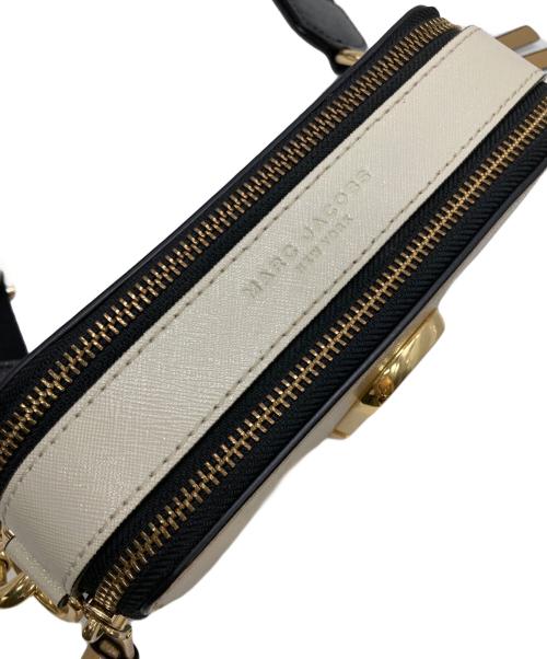 MARC JACOBS（マークジェイコブス）MARC JACOBS (マークジェイコブス) THE SNAPSHOT ベージュの古着・服飾アイテム