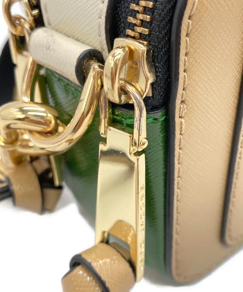 MARC JACOBS（マークジェイコブス）MARC JACOBS (マークジェイコブス) THE SNAPSHOT ベージュの古着・服飾アイテム