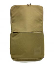 THE NORTH FACE（ザ ノース フェイス）の古着「Shuttle Daypack Slim」｜カーキ