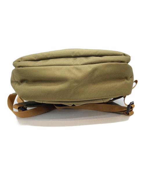 THE NORTH FACE（ザ ノース フェイス）THE NORTH FACE (ザ ノース フェイス) Shuttle Daypack Slim カーキの古着・服飾アイテム