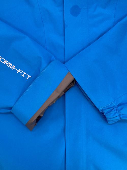 NIKE ACG（ナイキエーシージー）NIKE ACG (ナイキエージーシー) Storm-Fit Cascade Rain Jacket ブルー サイズ:Mの古着・服飾アイテム