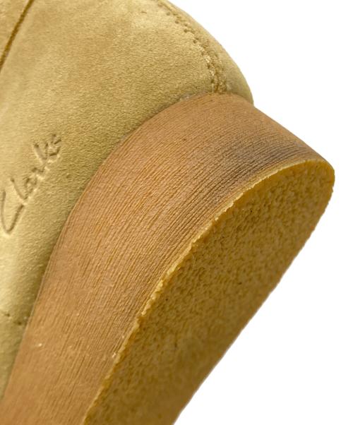 CLARKS（クラークス）CLARKS (クラークス) Wallabee Suede ベージュ サイズ:US9Mの古着・服飾アイテム