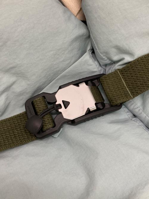 CMF OUTDOOR GARMENT（コンフィーアウトドアガーメント）CMF OUTDOOR GARMENT (コンフィーアウトドアガーメント) DOWN LIFE VEST ブルー サイズ:Lの古着・服飾アイテム