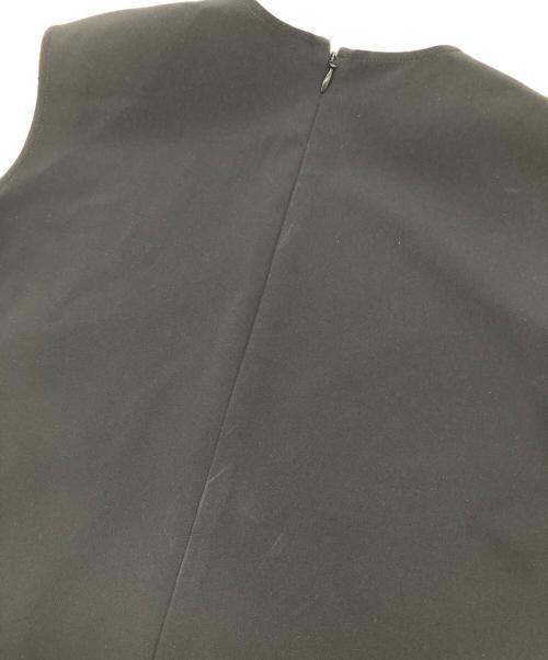 YOKO CHAN（ヨーコチャン）YOKO CHAN (ヨーコチャン) サイドタックノースリーブワンピース ブラック サイズ:36の古着・服飾アイテム