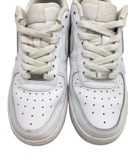NIKE（ナイキ）NIKE (ナイキ) AIR FORCE 1 '07 ホワイト サイズ:US7の古着・服飾アイテム