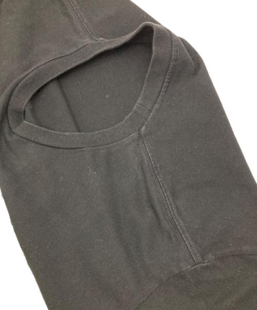 peaches（ピーチーズ）peaches (ピーチーズ) LE SSERAFIM (ルセラフィム) PHOTO S/S T-SHIRT ブラック サイズ:Mの古着・服飾アイテム