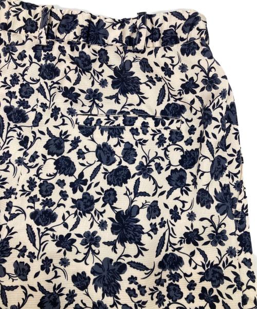 SLOBE IENA（スローブ イエナ）SLOBE IENA (スローブ イエナ) アソートフラワーパンツ ホワイト×ネイビー サイズ:38の古着・服飾アイテム