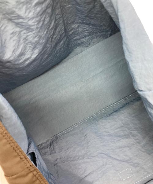 made some sports wear（メイド サム スポーツ ウェア）made some sports wear (メイド サム スポーツ ウェア) SLOBE IENA (スローブ イエナ) ナイロン LOGO BAG ブラウン×ネイビーの古着・服飾アイテム