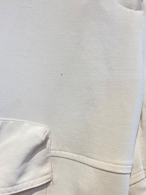 WILFRED（ウィルフレッド）WILFRED (ウィルフレッド) マルチポケットカーゴパンツ ホワイトの古着・服飾アイテム