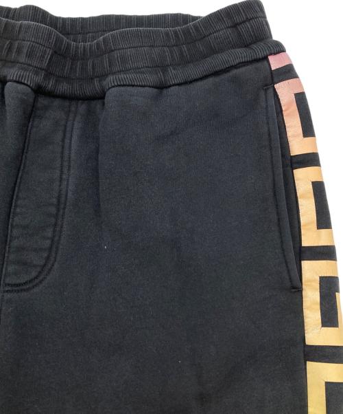 VERSACE（ヴェルサーチェ）VERSACE (ヴェルサーチェ) Greek Graphic Print Jogger Pants ブラック サイズ:XSの古着・服飾アイテム