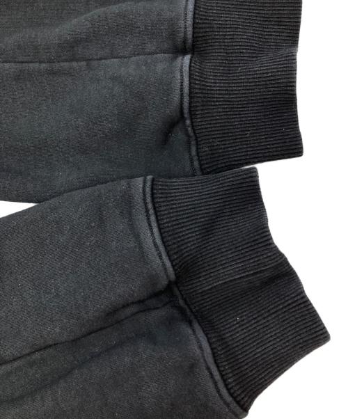 VERSACE（ヴェルサーチェ）VERSACE (ヴェルサーチェ) Greek Graphic Print Jogger Pants ブラック サイズ:XSの古着・服飾アイテム