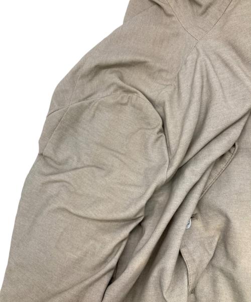 KAZUYUKI KUMAGAI ATTACHMENT（カズユキクマガイ アタッチメント）KAZUYUKI KUMAGAI ATTACHMENT (カズユキクマガイ アタッチメント) ストレッチメッシュコート ベージュ サイズ:2の古着・服飾アイテム
