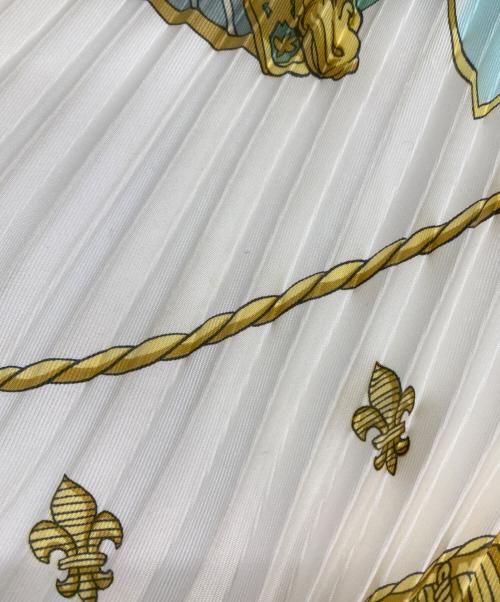 HERMES（エルメス）HERMES (エルメス) プリーツスカーフ グリーンの古着・服飾アイテム