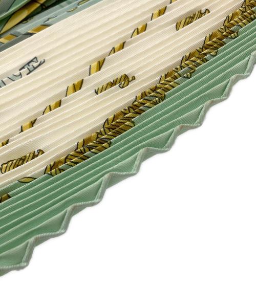 HERMES（エルメス）HERMES (エルメス) プリーツスカーフ グリーンの古着・服飾アイテム