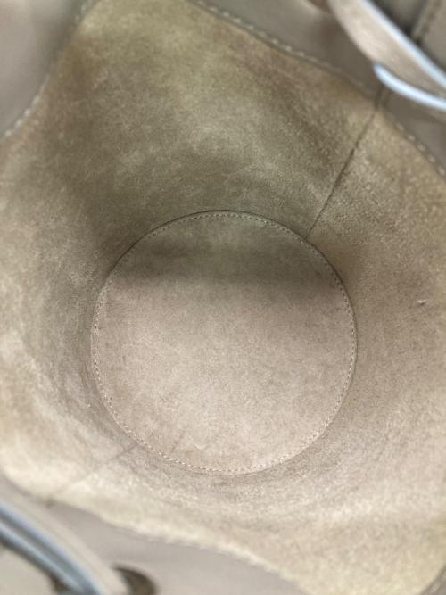 J&M DAVIDSON（ジェイ＆エム デヴィッドソン）J&M DAVIDSON (ジェイ＆エム デヴィッドソン) フリンジカーニバルM ライトグレーの古着・服飾アイテム