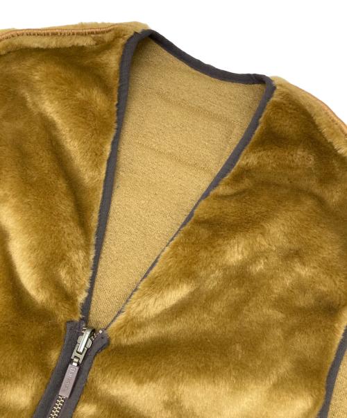 Barbour（バブアー）Barbour (バブアー) WARM PILE WAISTCOAT ZIP-IN LINER ベージュ サイズ:42の古着・服飾アイテム
