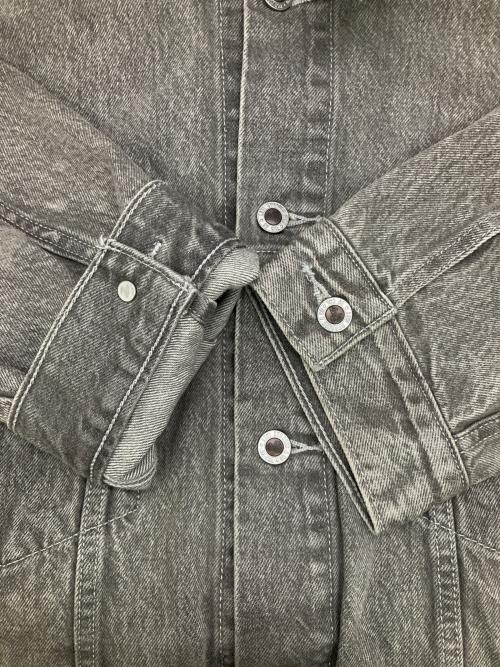 LEVI'S（リーバイス）LEVI'S (リーバイス) TRUCKER JACKET グレー サイズ:XLの古着・服飾アイテム