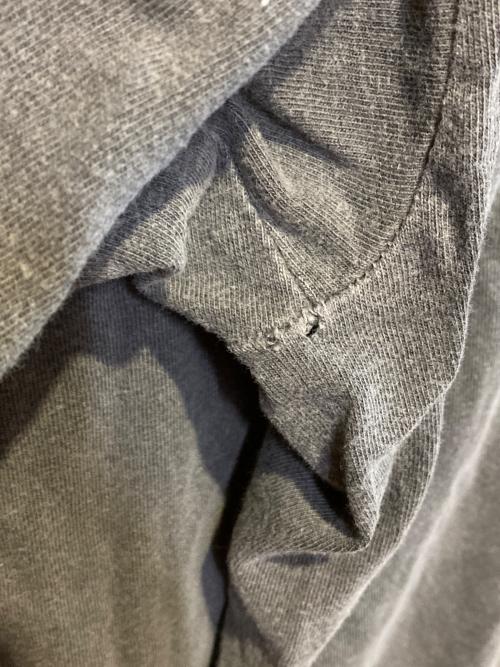 nubian（ヌビアン）nubian (ヌビアン) JUN INAGAWA (ジュンイナガワ) Long Sleeve Tee グレー サイズ:不明の古着・服飾アイテム