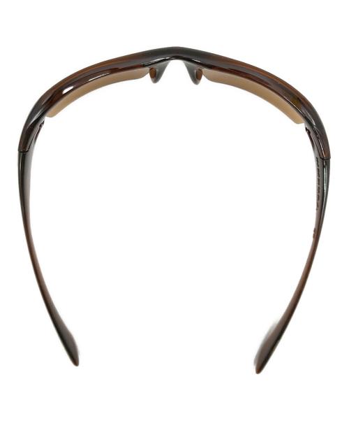 OAKLEY（オークリー）OAKLEY (オークリー) BOTTLECAP ブラウンの古着・服飾アイテム