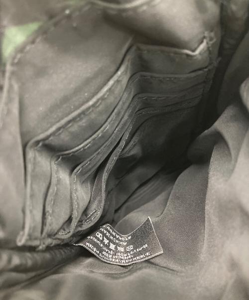 A.P.C.（アーペーセー）A.P.C. (アーペーセー) APC NECK POUCH TRECK オリーブの古着・服飾アイテム