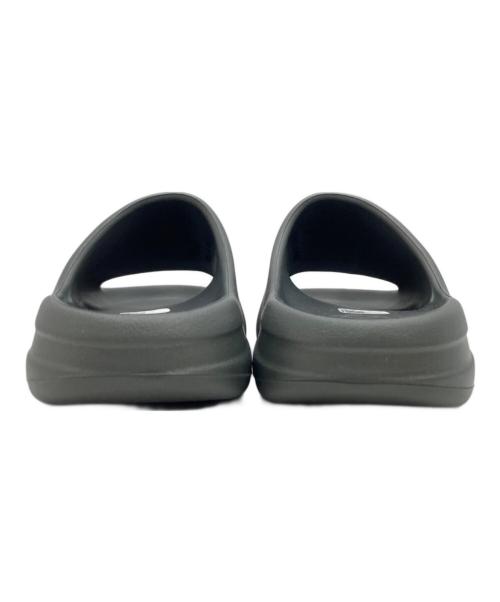 adidas（アディダス）adidas (アディダス) YEEZY Slide ブラック サイズ:US10]の古着・服飾アイテム