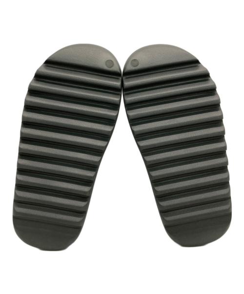 adidas（アディダス）adidas (アディダス) YEEZY Slide ブラック サイズ:US10]の古着・服飾アイテム