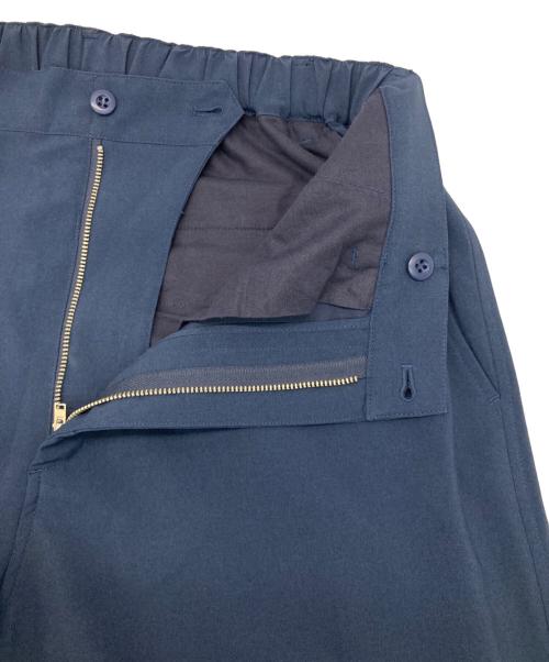 FreshService（フレッシュサービス）FreshService (フレッシュサービス) DRY CLOTH TROUSERS ネイビー サイズ:Mの古着・服飾アイテム