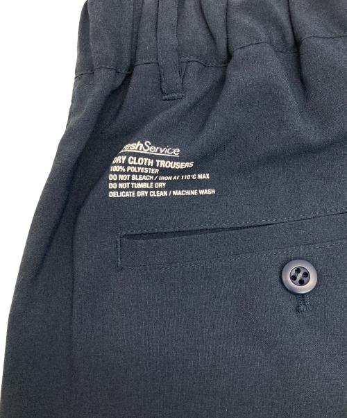 FreshService（フレッシュサービス）FreshService (フレッシュサービス) DRY CLOTH TROUSERS ネイビー サイズ:Mの古着・服飾アイテム