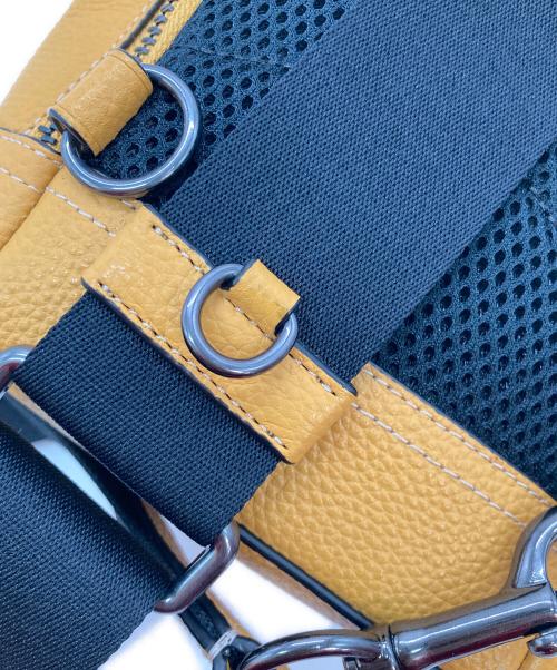 COACH（コーチ）COACH (コーチ) ハドソン スモール パック イエローの古着・服飾アイテム