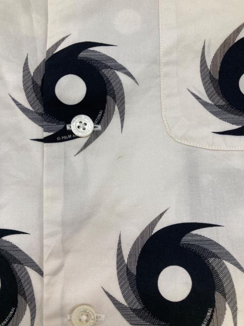 Palm Angels（パーム エンジェルス）Palm Angels (パーム エンジェルス) HURRICANE BOWLING SHIRT ホワイト×ブラック サイズ:48の古着・服飾アイテム