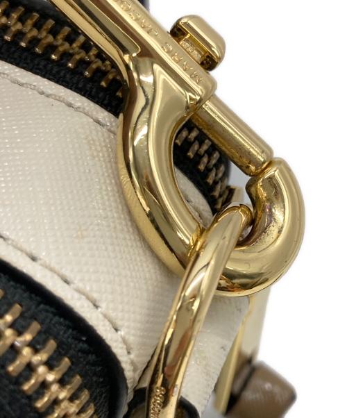 MARC JACOBS（マークジェイコブズ）MARC JACOBS (マークジェイコブス) The Snapshot ショルダーバッグ ベージュの古着・服飾アイテム