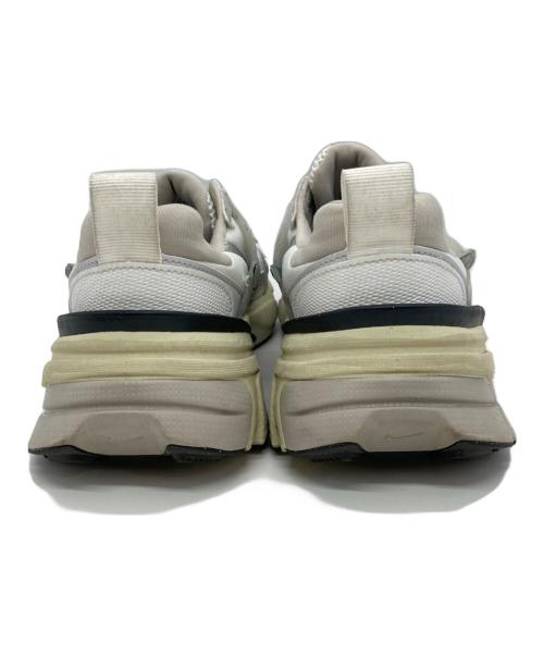 NIKE（ナイキ）NIKE (ナイキ) V2K RUN ホワイト サイズ:US8の古着・服飾アイテム