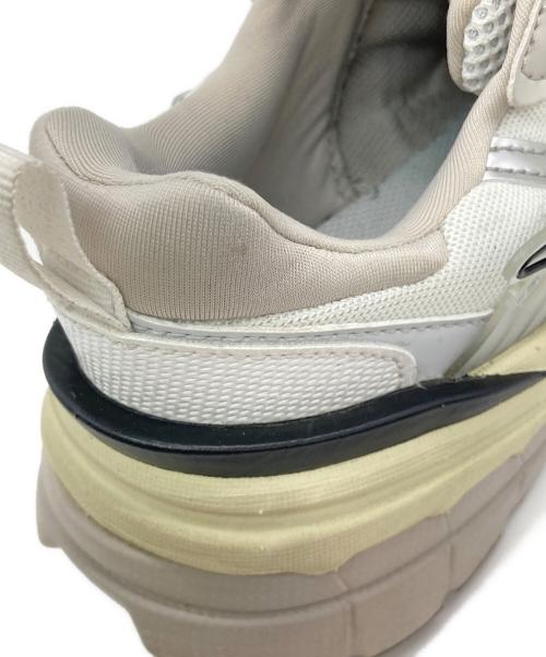 NIKE（ナイキ）NIKE (ナイキ) V2K RUN ホワイト サイズ:US8の古着・服飾アイテム