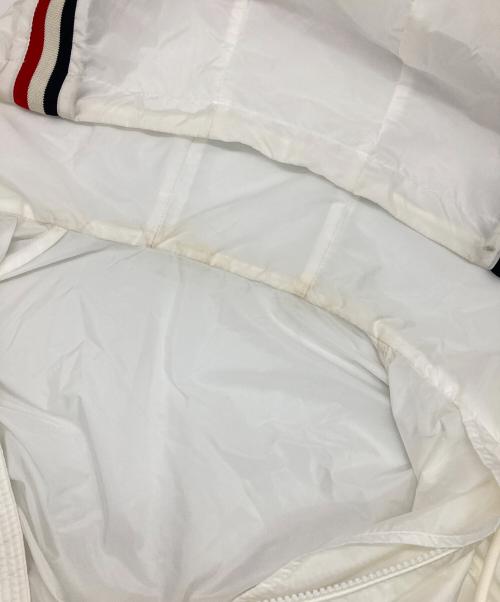 MONCLER（モンクレール）MONCLER (モンクレール) GRIMPEURSナイロンジャケット ホワイト サイズ:4の古着・服飾アイテム