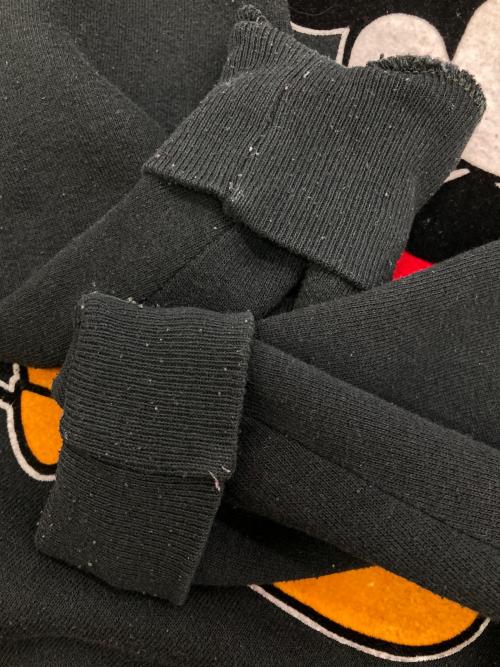 DISNEY（ディズニー）DISNEY (ディズニー) ［古着］ラグランスウェット ブラック サイズ:Lの古着・服飾アイテム