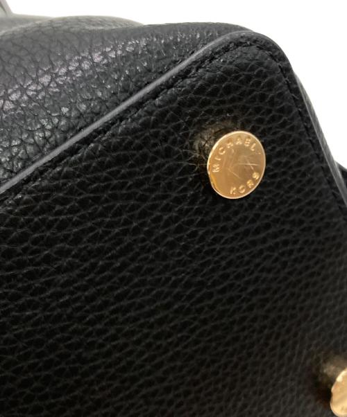 MICHAEL KORS（マイケル・コース）MICHAEL KORS (マイケル・コース) エミリア レザー ラージ サッチェル ブラックの古着・服飾アイテム