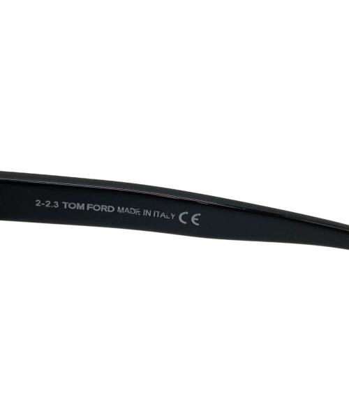 TOM FORD（トムフォード）TOM FORD (トムフォード) ウェリントン グラデーション サングラス ブラック サイズ:55□18　145の古着・服飾アイテム