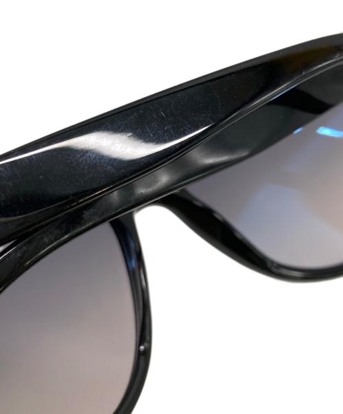 TOM FORD（トムフォード）TOM FORD (トムフォード) ウェリントン グラデーション サングラス ブラック サイズ:55□18　145の古着・服飾アイテム