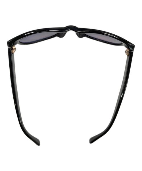 TOM FORD（トムフォード）TOM FORD (トムフォード) ウェリントン グラデーション サングラス ブラック サイズ:55□18　145の古着・服飾アイテム