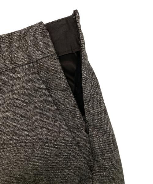 23区（ニジュウサンク）23区 (ニジュウサンク) シルクネップツイード ガウチョパンツ グレー サイズ:38の古着・服飾アイテム